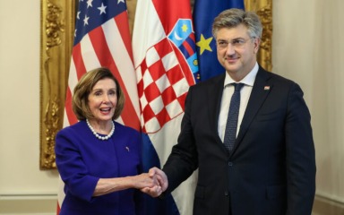 Pelosi se sastala s Plenkovićem: Borili ste se za demokraciju
