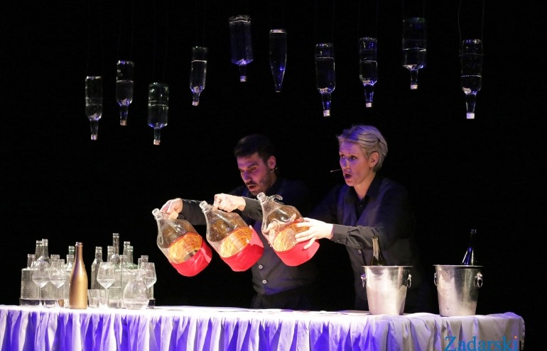 Nagrađivana predstava “Caffe Kraljevstvo” ove nedjelje u Kazalištu lutaka Zadar
