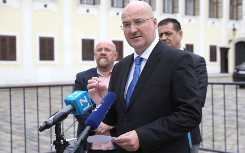 DP pokrenuo tužbu za utvrđivanje ništetnosti ugovora između Hrvatske i MOL-a