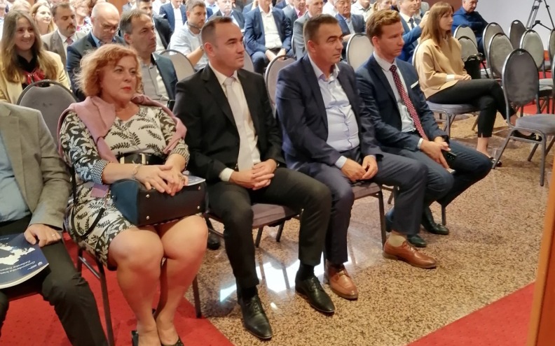 Dodijeljene Zlatne plakete najuspješnijim trgovačkim društvima