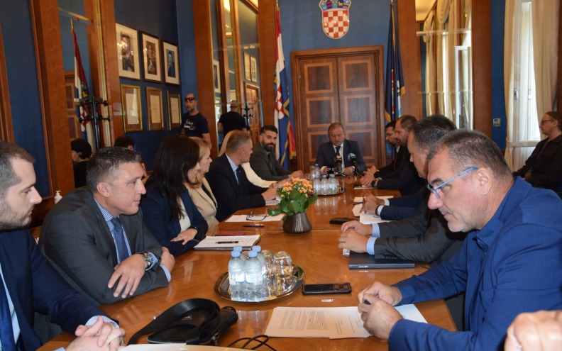 Gradonačelnik najavio nove gradske zelene projekte i model poticanja stambenog zbrinjavanja mladih obitelji