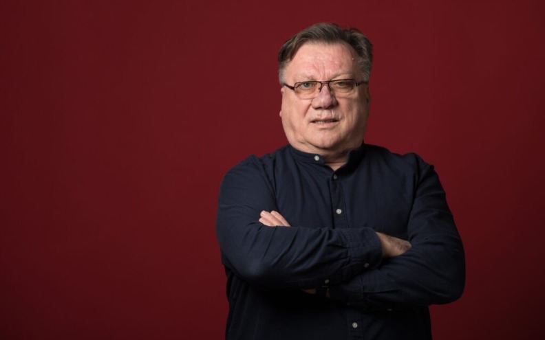 Halid Bešlić imao prometnu nesreću, srećom prošao je neozlijeđen