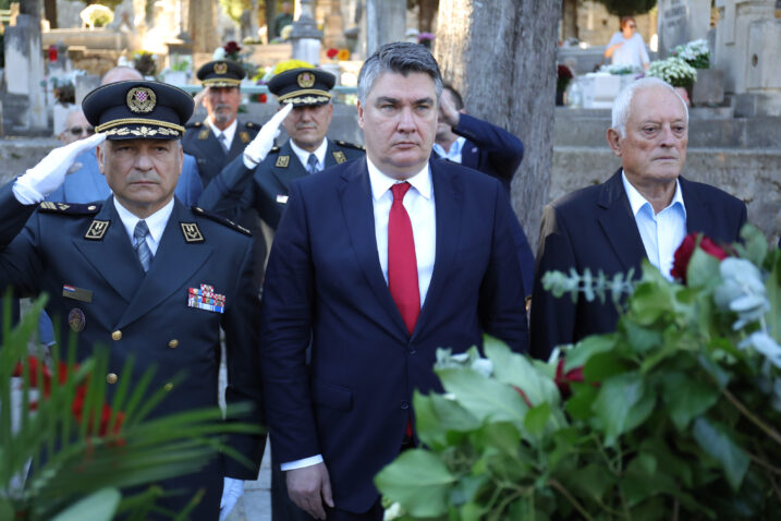 Milanović o poklanjanju starih helikoptera Ukrajini: “Ne dam mukte”