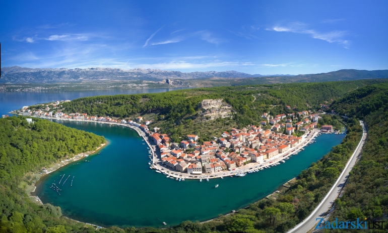 TZ Novigrada, Posedarja i Poličnika bira direktora