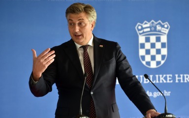 “Njihov doprinos hrvatskim građanima ravan je nuli”