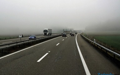 Zbog magle smanjena vidljivost na cestama