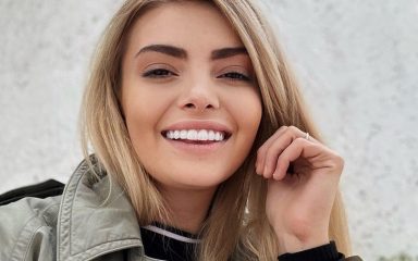 Ella Dvornik pohvalila se novom bojom, ali i dužinom kose