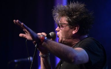 Crvena jabuka na Valentinovo priprema koncert u Areni Zagreb