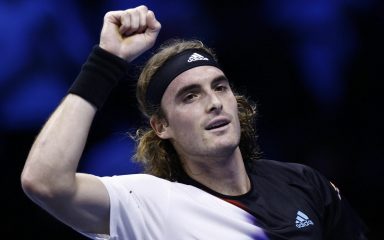 Tsitsipas svladao Medvedeva i ostao u igri za polufinale u Torinu, Đoković već osigurao prvo mjesto skupine