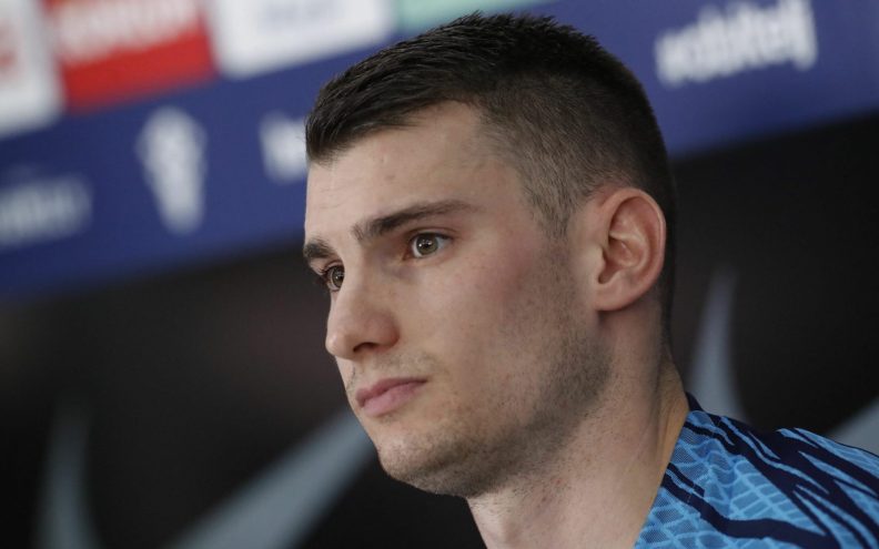 Dominik Livaković: 