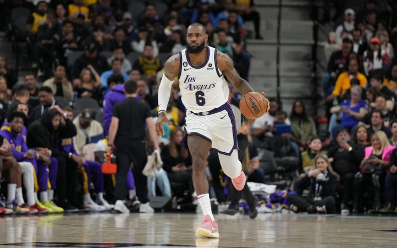 VIDEO Le Bron James je odigrao perfektnu partiju, Spursima je zabio 39 poena i rekordnih sedam trica