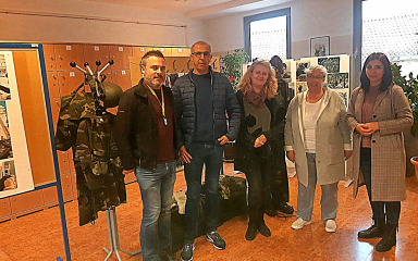 Uoči Dana sjećanja predavanje i izložba u Klasičnoj gimnaziji Ivana Pavla II.