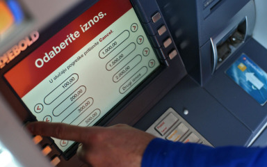 Kompliciran plan konverzije: Na 31. prosinca 1300 bankomata će davati kune