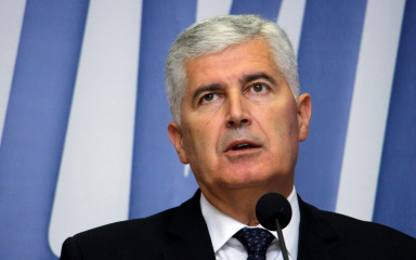 Bošnjacima neprihvatljivi Čovićevi prijedlozi, Nikšić ga poziva na kompromis