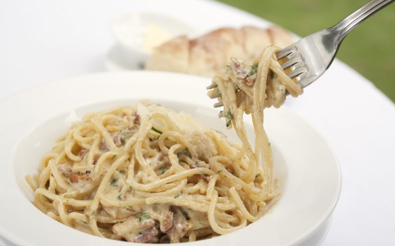 Recept za omiljenu carbonara paštu kojim štedite i vrijeme i novac