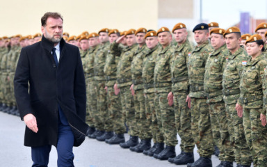 Banožić: Hrvatski kontingent na Kosovu na sigurnom, situacija se stabilizira