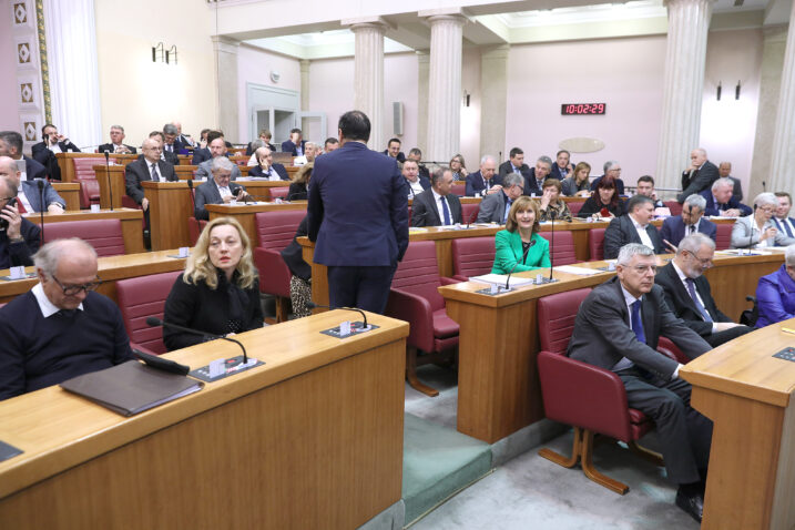 Minutom šutnje odana počast za poginule pirotehničare