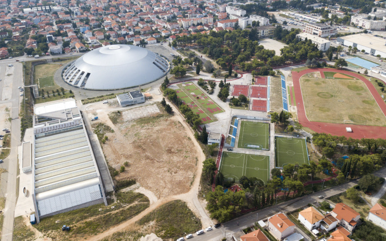 Zadar na korak do dobivanja povoljne bazenske školjke s opremom