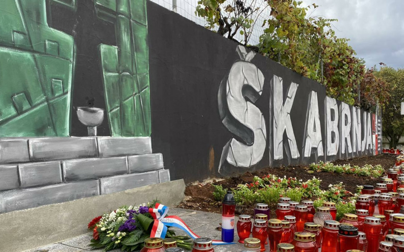 Zadrani na Mimohodu svjetlosti i sjećanja za Vukovar i Škabrnju