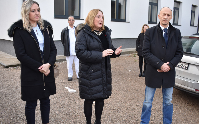Župan Petry dodijelio novi prostor za Dom zdravlja Gospić