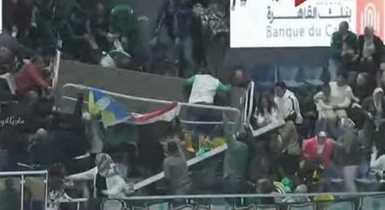 VIDEO Stravične scene stižu iz Egipta, u dvorani gdje se igralo SP rukometaša za vrijeme košarkaške utakmice urušio se dio tribina