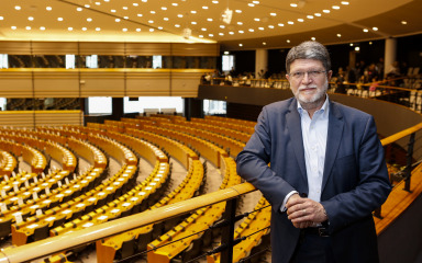 Eurozastupnici, među kojima i Tonino Picula, sastali se s gradonačelnikom Kijeva Vitalijem Kličkomse