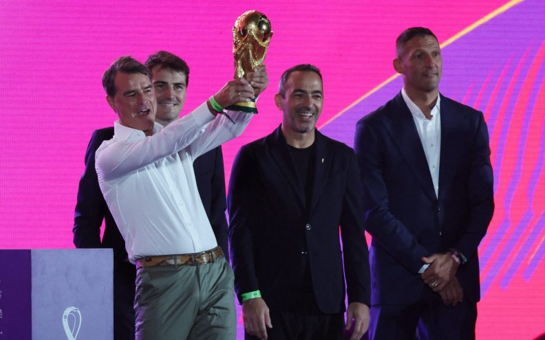 Legendarni španjolski vratar smatra da je Alverez napravio prekršaj na Livakoviću