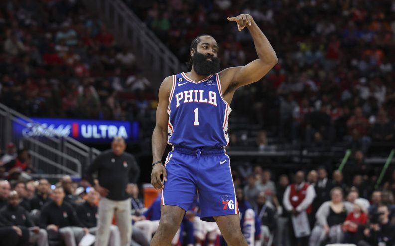 VIDEO James Harden se vratio nakon duge pauze i pogodio svega četiri lopte iz igre, Celtcsi ne staju