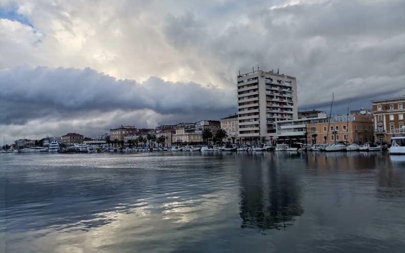 Hladno jutro kasnije će se pretvoriti u ugodno sunčano poslijepodne