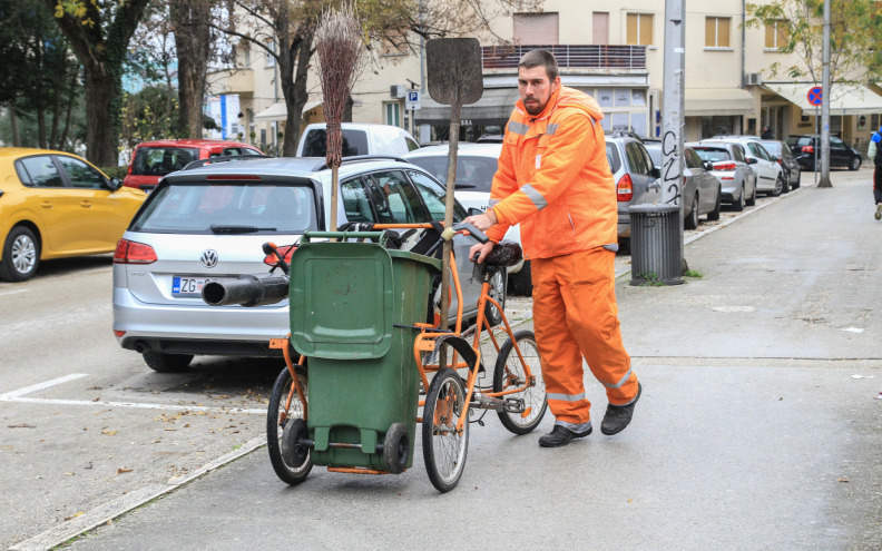 Čistoća tražila 25 radnika, ostala trojica, a oni nakon tri tjedna dali otkaz!