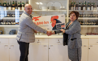 Hotelijersko-turističkoj i ugostiteljskoj školi donirana sredstva s Meat Me 3.0 Festivala