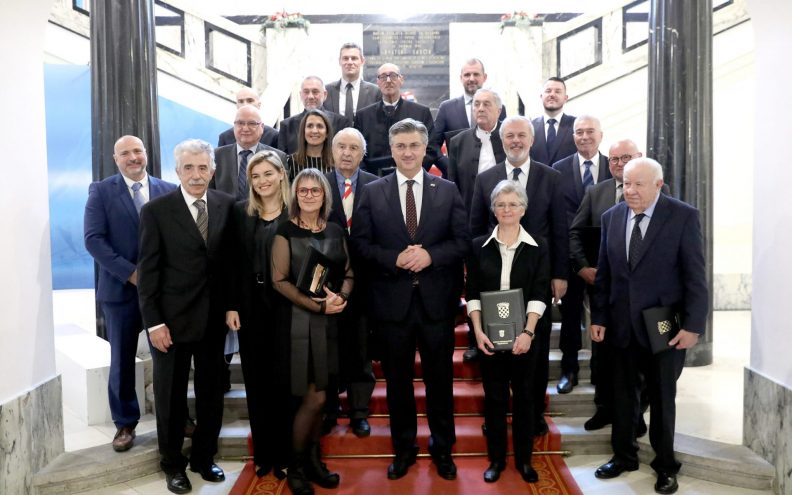 Premijer Plenković uručio priznanja za sport 