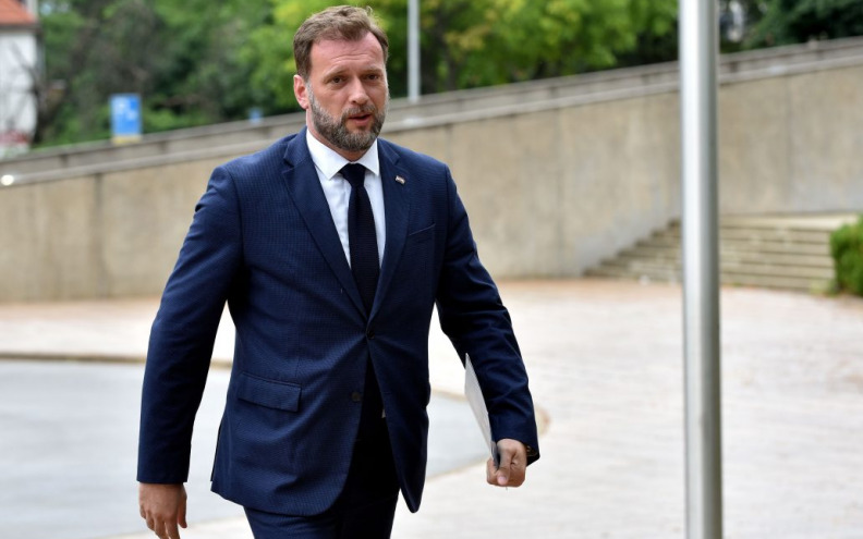 Banožić se sastao s generalom NATO-a za združene zračne operacije