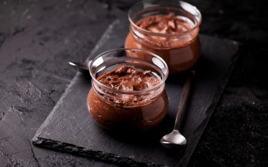 Isprobajte čokoladni mousse poznatog Jamieja Olivera!