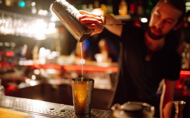 Vrući gin tonik postaje nam najdraže piće za hladne dane