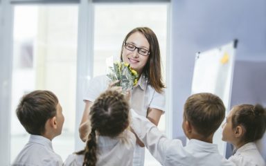 Učiteljica otkrila najgore poklone učenika za blagdane: ‘Nemojte nam to kupovati!’