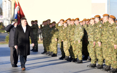 Milanović: “Hrvatska iznad svega, Ustav je vaš moralni zakon”