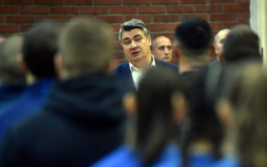 Milanović: Bruxelles nas tretira kao gluho-slijepe budale