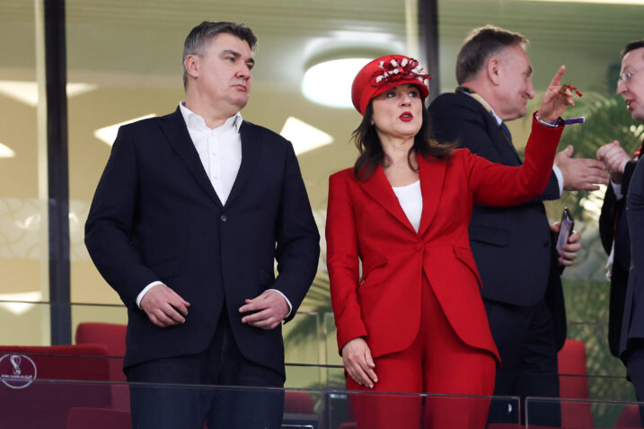 Milanović i supruga Sanja snimljeni na tribinama u Dohi, ona se odlučila na zanimljiv stajling