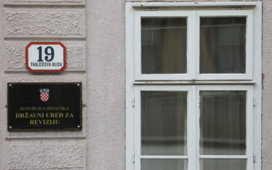Svi središnji državni uredi priznali nepravilnosti u radu, slično je i u ministarstvima