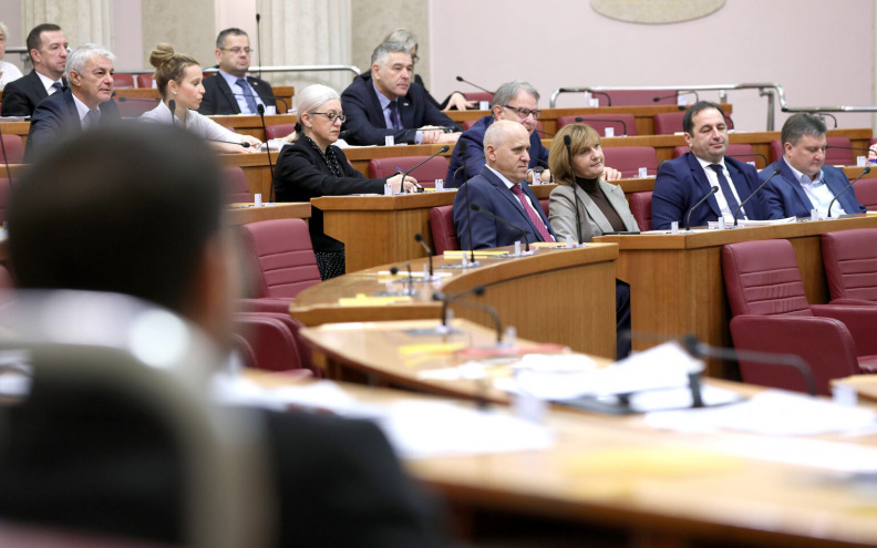 Saborski zastupnici u ovoj godini bez plaća potrošili 8,3 milijuna kuna