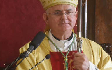 Mons. Uzinić: Važno je da postanemo svjesni prisutnosti osoba s invaliditetom u Crkvi