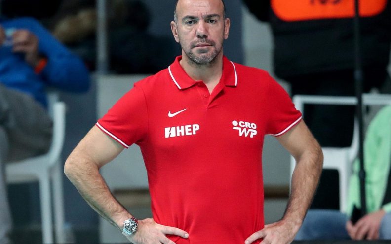 Ivica Tucak okupio reprezentativce u Budvi, 