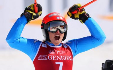 Talijanka Federica Brignone na superveleslalomu u austrijskom Sankt Antonu stigla do prve pobjede ove sezone