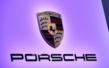 Porsche i VW će uvesti Google Maps i Google Assistant u sve aute. Neće biti potrebna veza s internetom