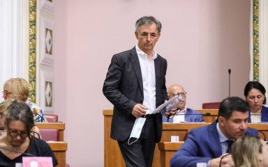 Pupovac: Očekujem da se napredak u obnovi vidi iz dana u dan