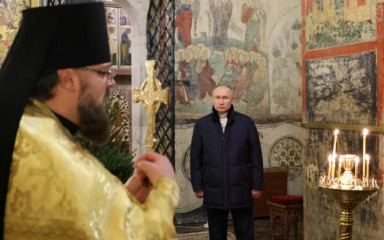 Za Putina organizirana privatna božićna misa u katedrali