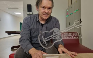 Sandro Bastiančić osvojio nagradu za kantautora godine