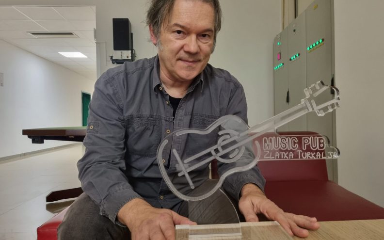 Sandro Bastiančić osvojio nagradu za kantautora godine