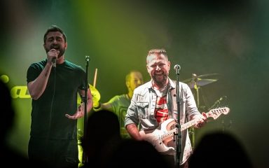 Duet Buđenja i Matije Cveka: instantni klik između pjevača i benda